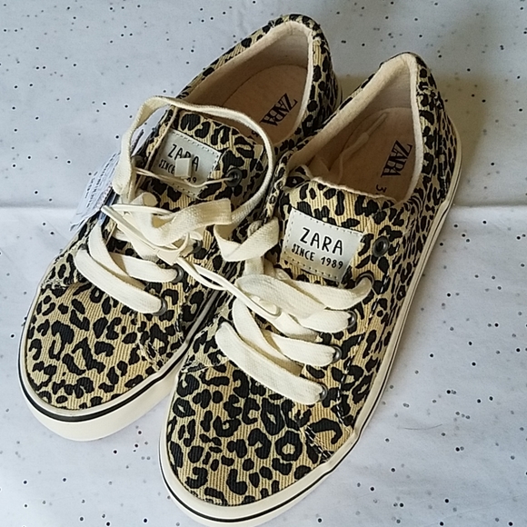 NWT Zara Kids Cheetah Sneakers - Picture 1 of 3